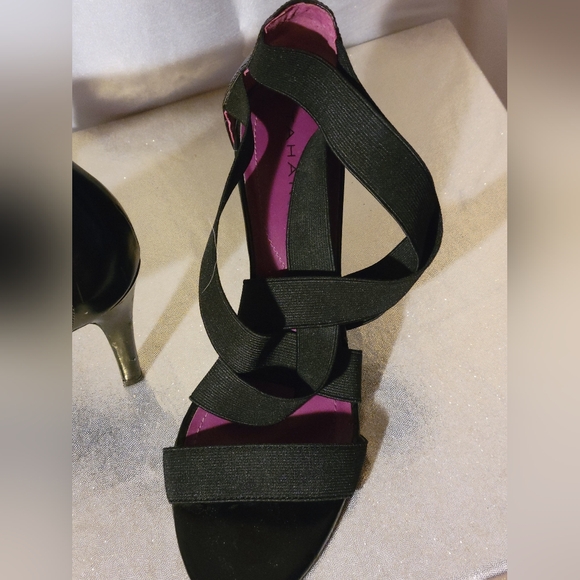 TAHARI elastic strap black high heel sandals - Picture 3 of 4
